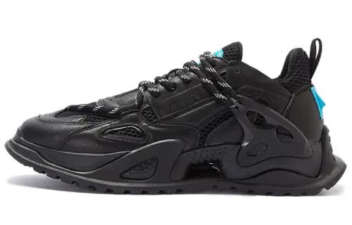 Vetements Casual Shoes Unisex Low Top Black