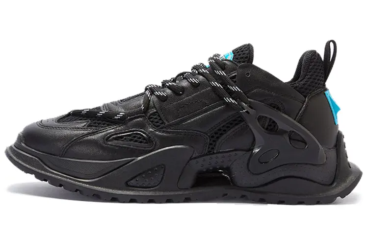 Vetements Casual Shoes Unisex Low Top Black