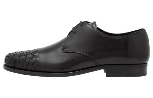 Bottega Veneta Intrecciato Leather Casual Shoes Men's Black