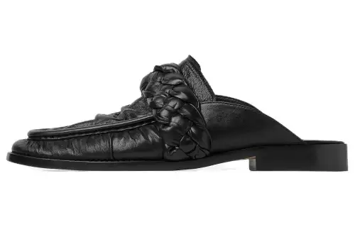 Bottega Veneta Closed Toe Slippers Men's Black
