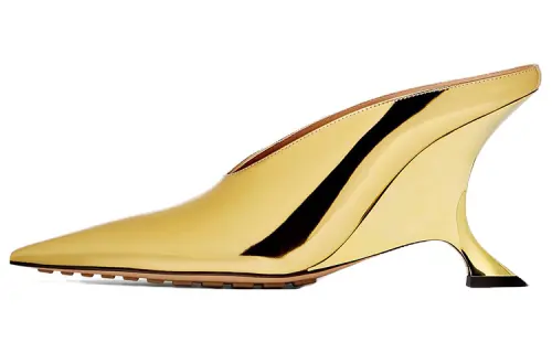 Bottega Veneta Rocket Closed Toe Slippers 9cm Women's Gold