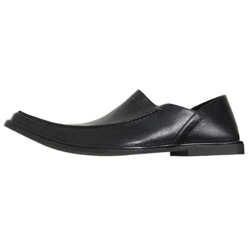 Balenciaga Calfskin Casual Shoes Men's Black