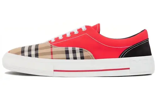 Burberry Low top Stylish Skateboarding Shoes Men's Khaki Red