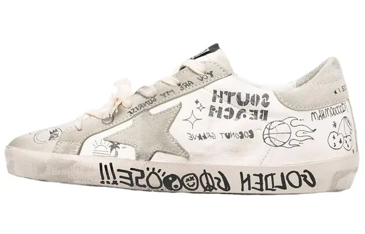 Golden Goose Super Star Leather Low top Stylish Skateboarding Shoes Women's White Distressed