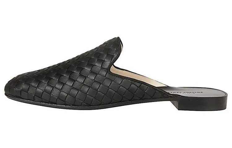 Bottega Veneta Intrecciato Stylish Sandal Women's Black