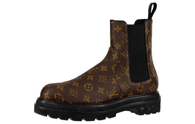 LOUIS VUITTON Black Ice Short Chelsea Boots Men's Ebony