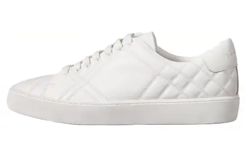 Burberry Leather Low top Skateboard Shoes Women's White