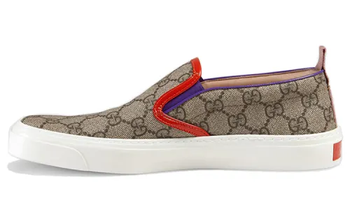 GUCCI Leather Low top Skateboard Shoes Women's