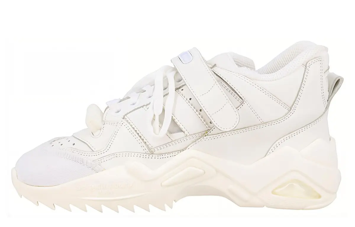 Maison Margiela Low top Casual Shoes Women's White