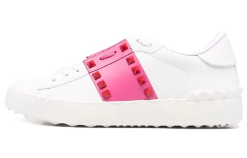 Valentino Leather Low top Skateboard Shoes Women's White Pink