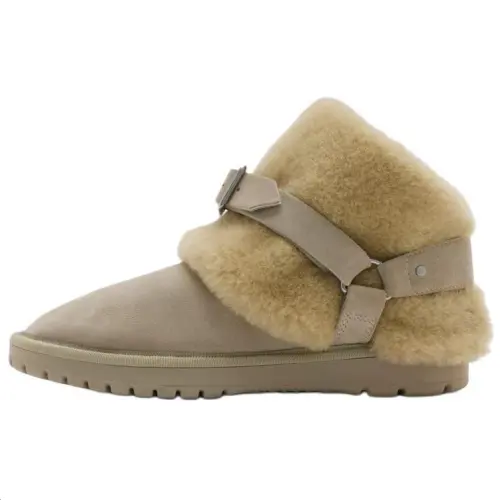 Burberry Chubby Ankle Boots Men's Light Umber