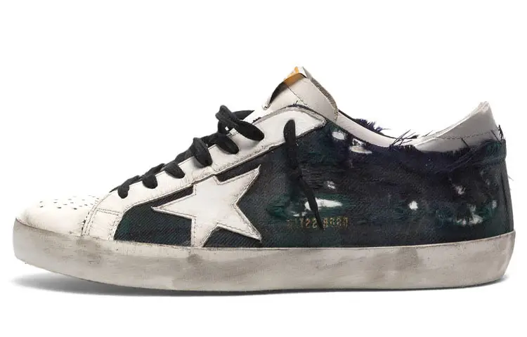 Golden Goose Super Star Stylish Skateboarding Shoes Men's White Black