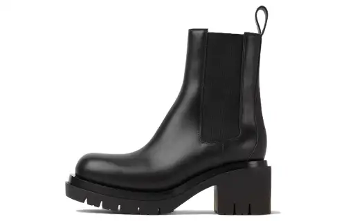Bottega Veneta Leather Short Chelsea Boots Women's Black