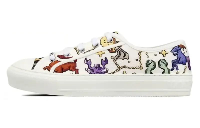 DIOR Low top Stylish Skateboarding Shoes Women's White