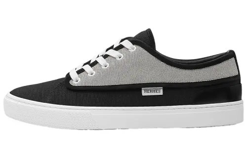 HERMES ENVY Low top Stylish Skateboarding Shoes Men's Black White