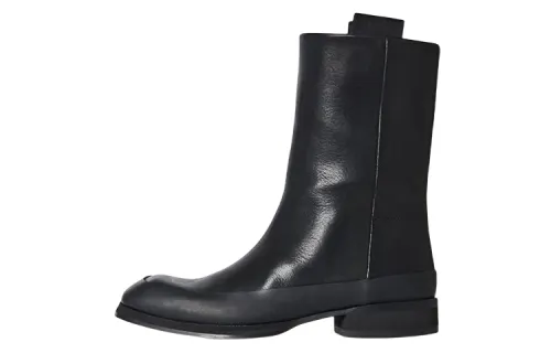 THE ROW Grunge Leather Ankle Boots Women's Black