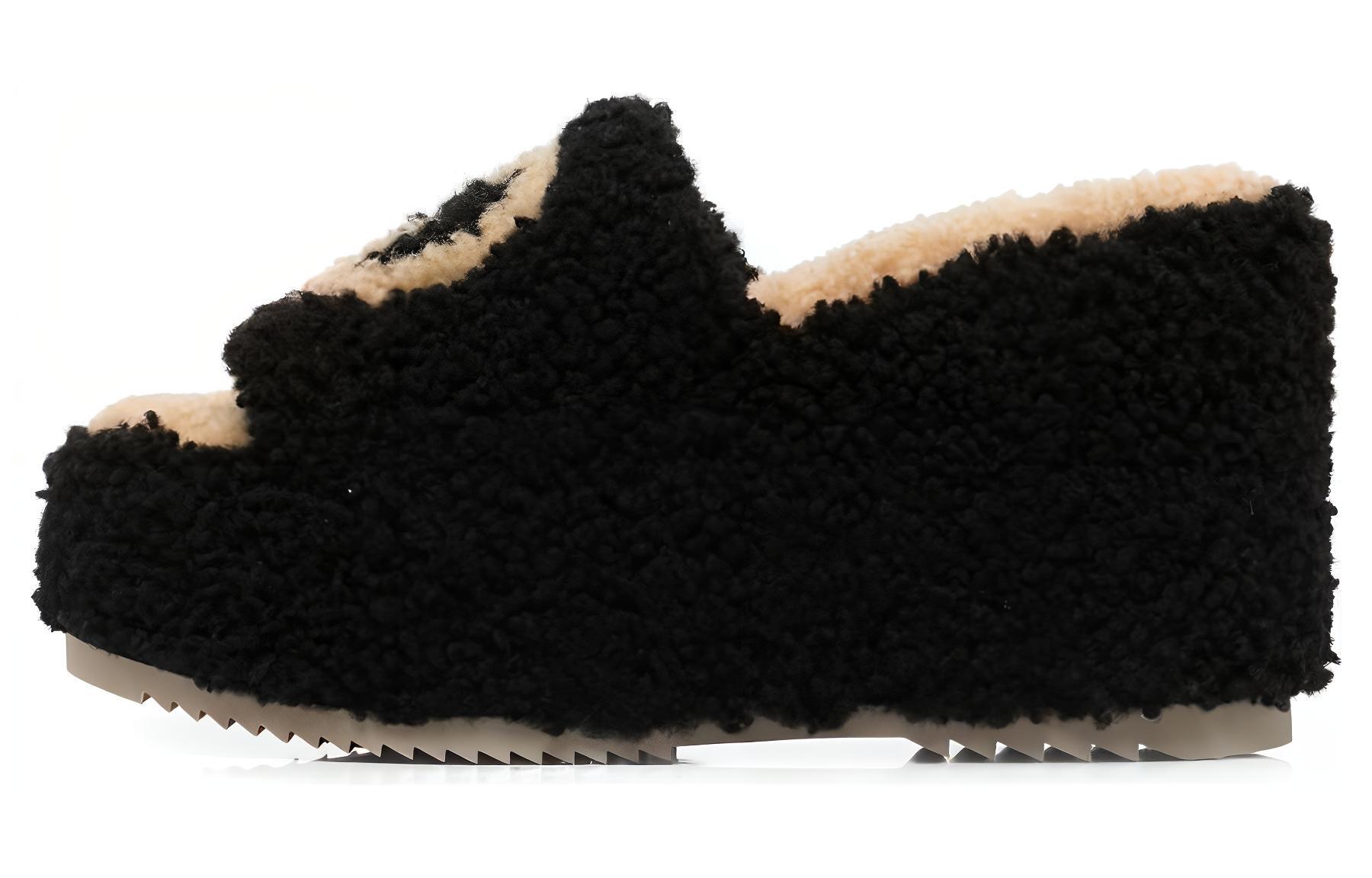 GUCCI Interlocking Slide Slippers Women's Black