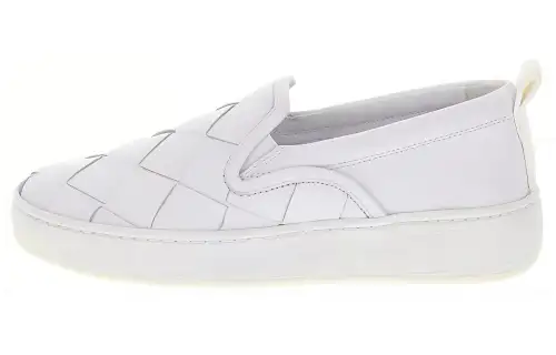 Bottega Veneta Leather Low top Stylish Skateboarding Shoes Women's White