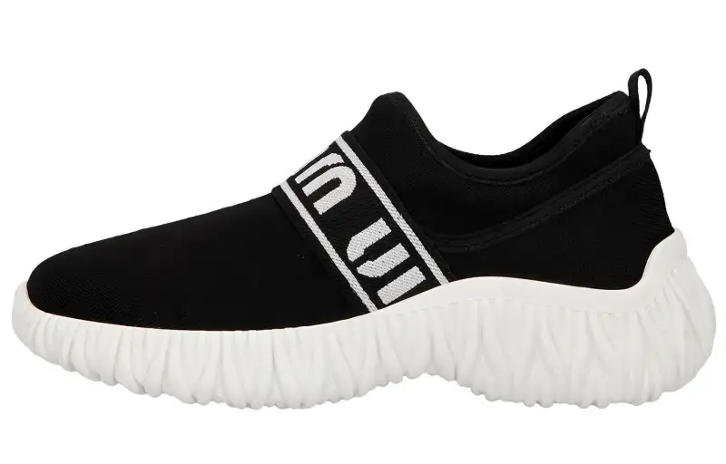 MIU MIU Wear resistant And Lightweight Low top Casual Shoes Women's Black
