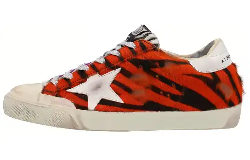 Golden Goose Super Star Stylish Skateboarding Shoes Women's Red White Distressed