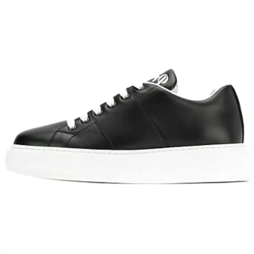 PRADA Leather Low top Skateboard Shoes Women's Black