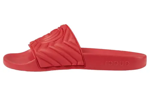 GUCCI Slide Matelasse Red Women's
