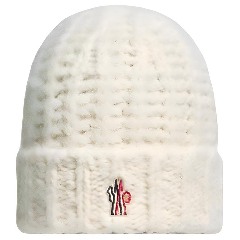 Женская шапка Moncler (белая)