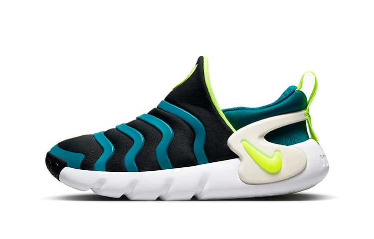 Кроссовки Nike Dynamo GO (черно-зеленые)
