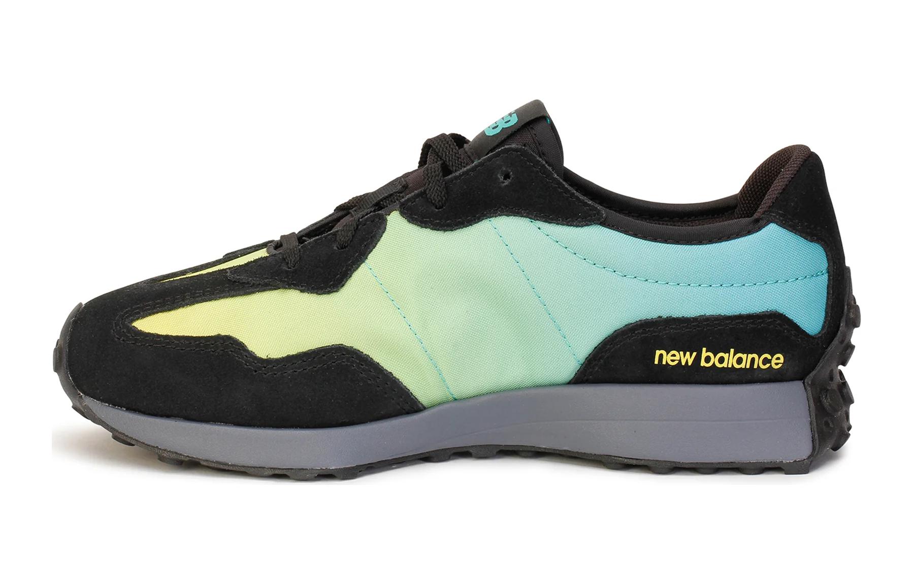Кроссовки New Balance 327 (черно-зеленые)