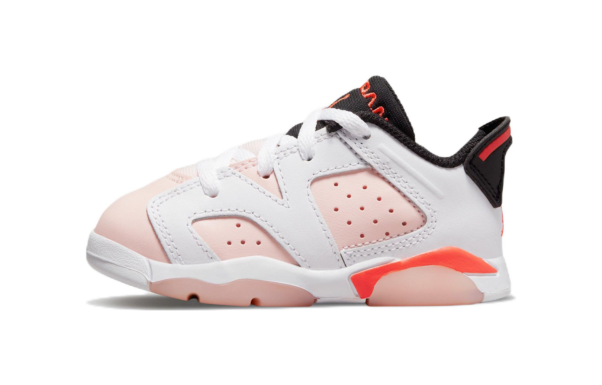 Детские кроссовки Jordan Air Jordan 6 Retro Low (бело-розовые)