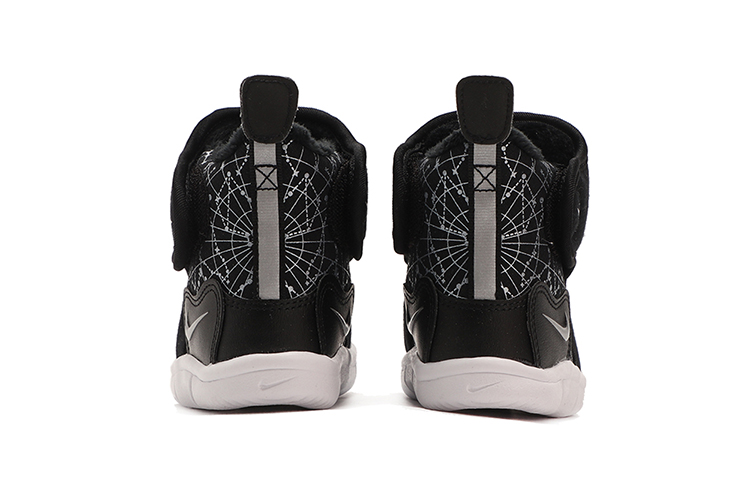 Детские ботинки Nike Novice Boot (черный) — Чёрный — фото 4