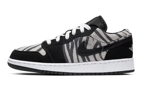 Jordan 1 Low GS Zebra
