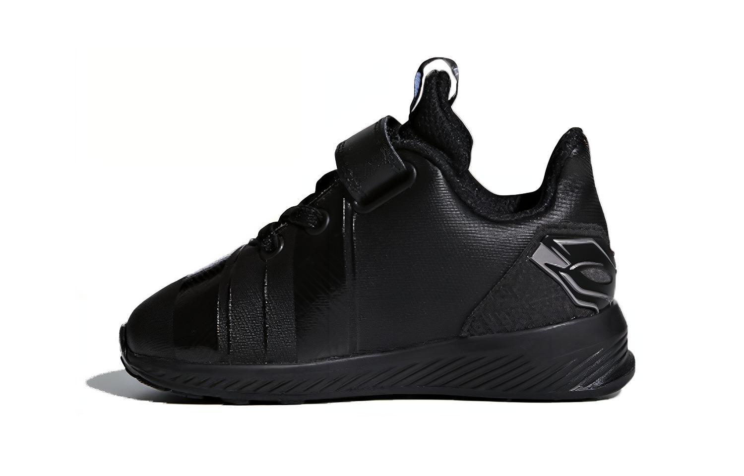 Детские кроссовки adidas Avengers I (черные)