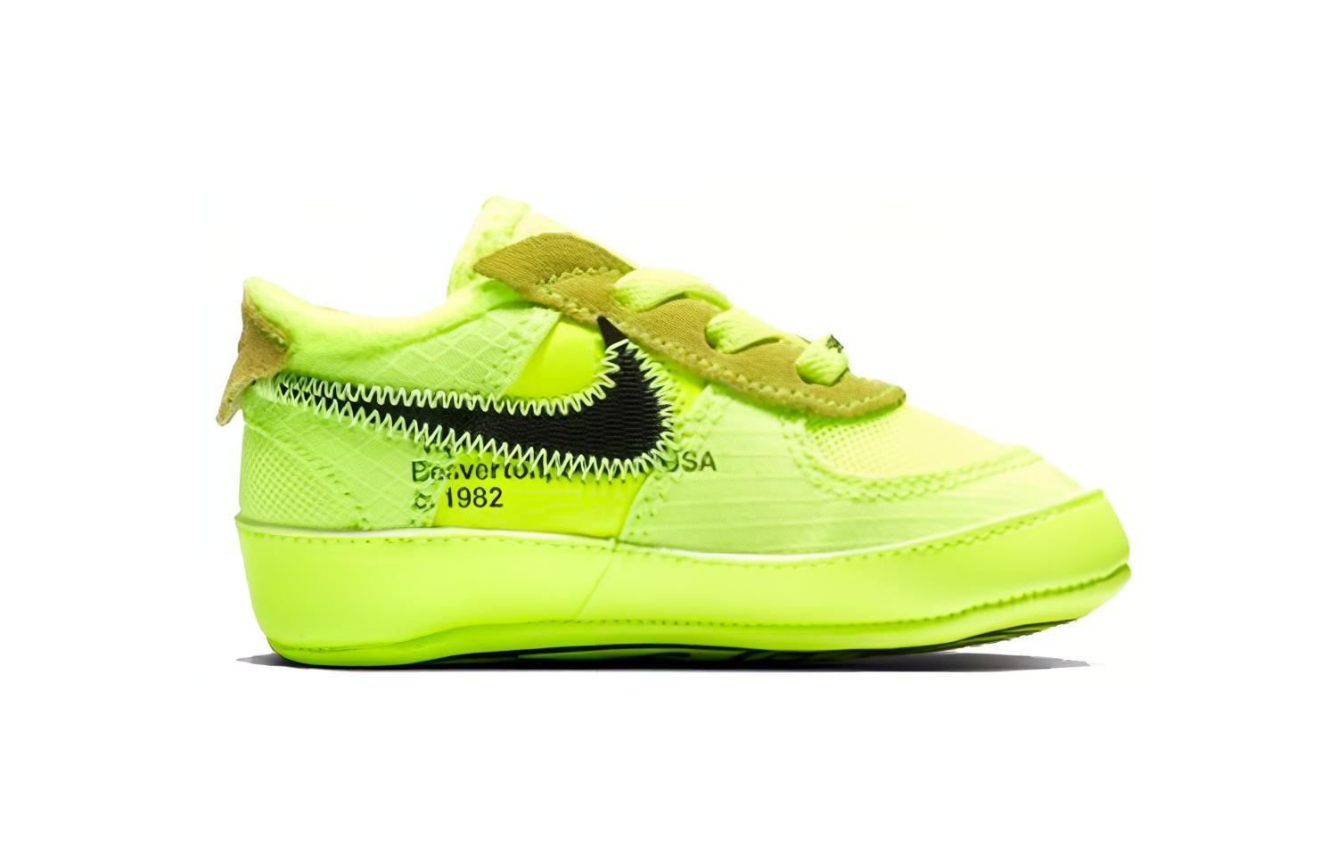 Детские кроссовки OFF-WHITE × Nike Air Force 1 (салатовые) — 荧光绿/黑 — фото 2