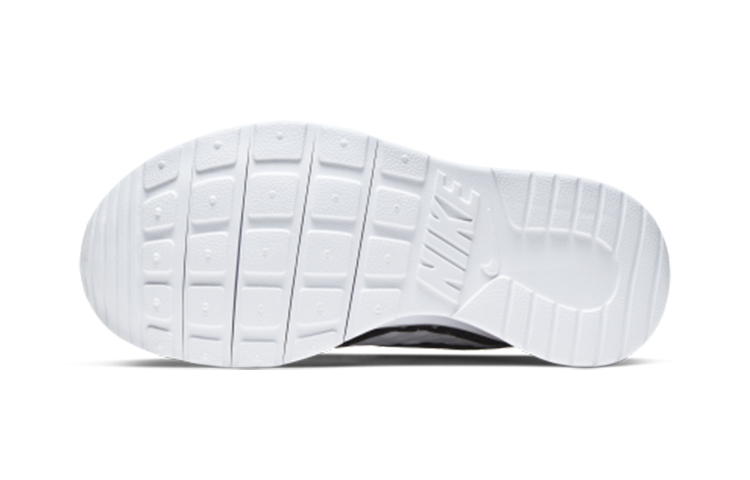 Детские кроссовки Nike Tanjun BR (черно-белые) — Чёрныйбелый — фото 10