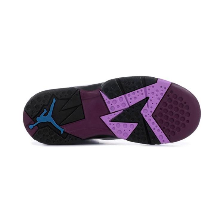 Детские кроссовки Jordan Air Jordan 7 Retro (бело-фиолетовые) — фото 5
