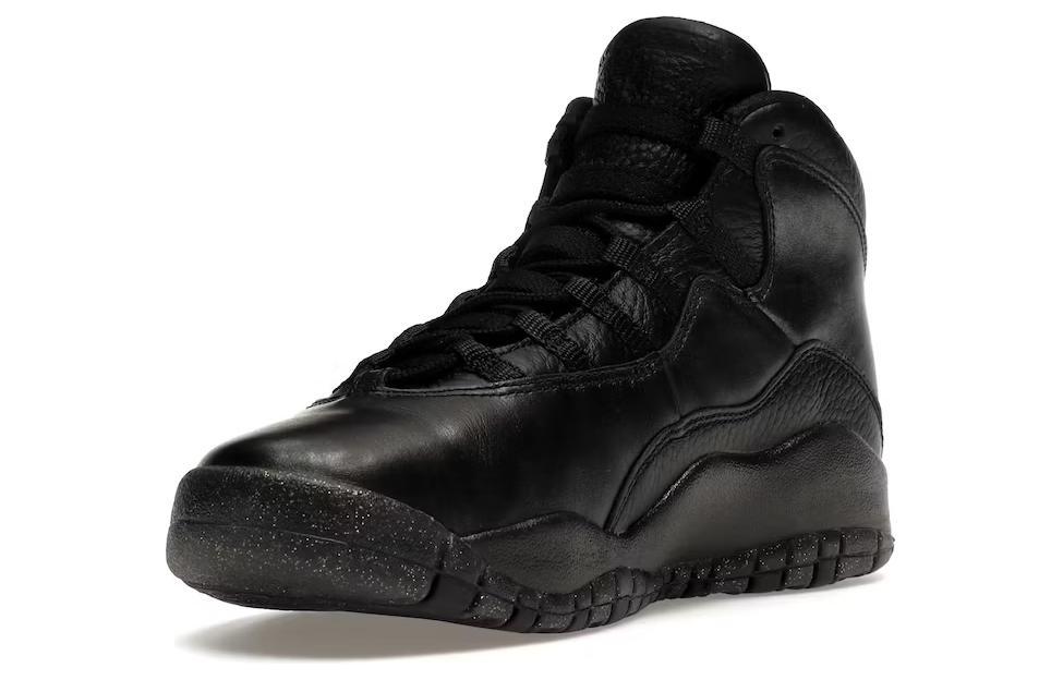 Кроссовки Jordan JordanAir Jordan 10 Retro New York City NYC 2016 GS (черные) — 黑/深灰色/金属黄金 — фото 3