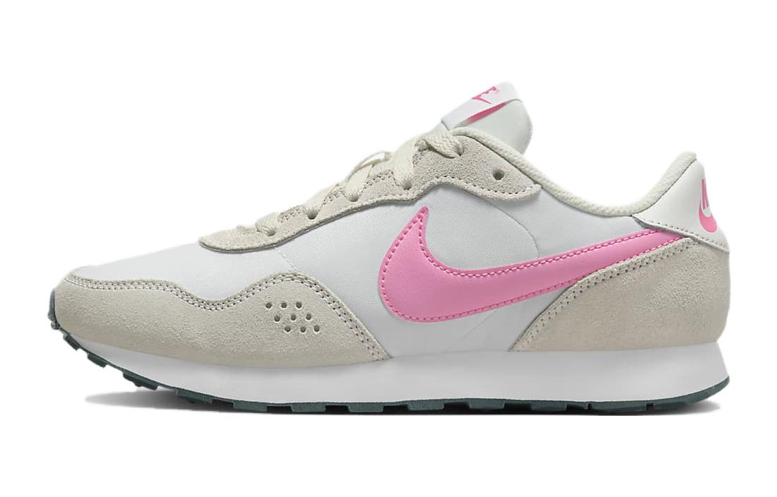 Кроссовки Nike MD Valiant (бежево-розовые)