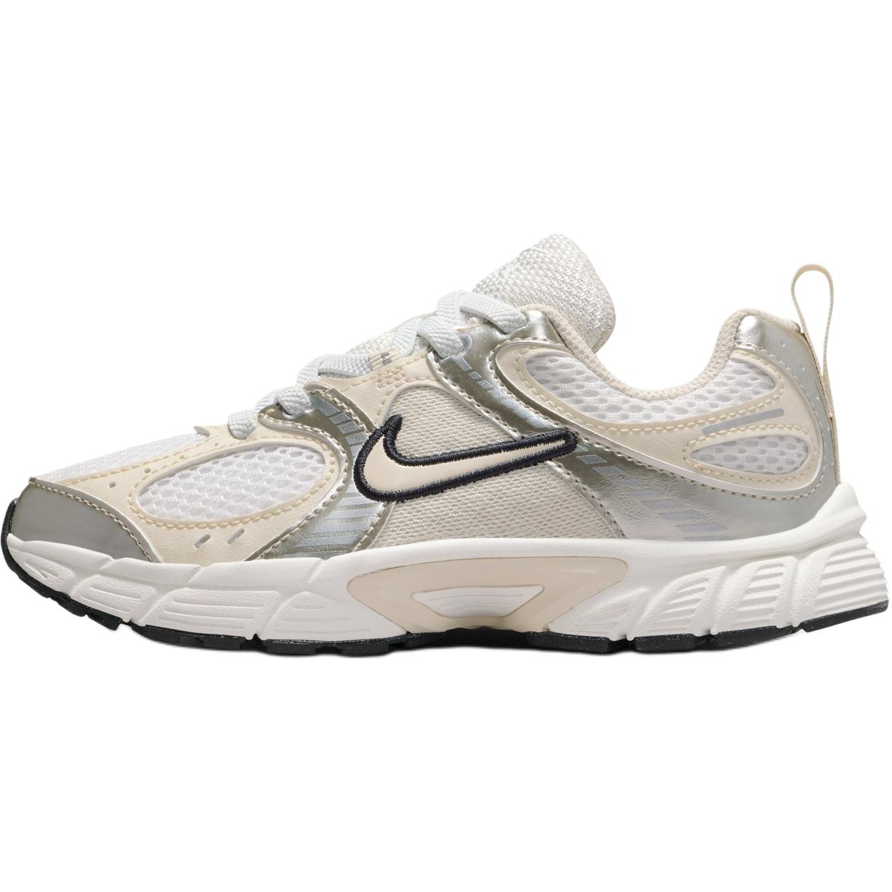 Детские кроссовки Nike NikeV5 RNR (бело-кремовые)