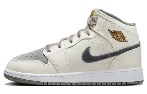 Jordan Air Jordan 1 Vintage Basketball Shoes GS