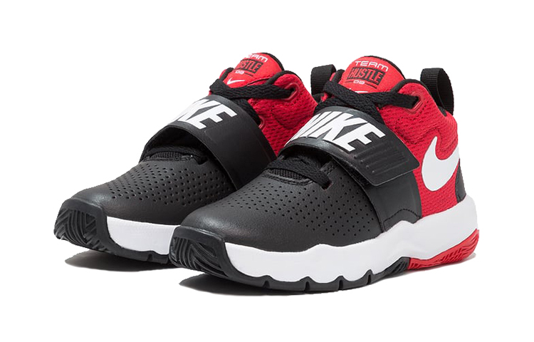 Детские кроссовки Nike Team Hustle D 8 (черно-красно-белые) — Чёрный / красный / белый — фото 4