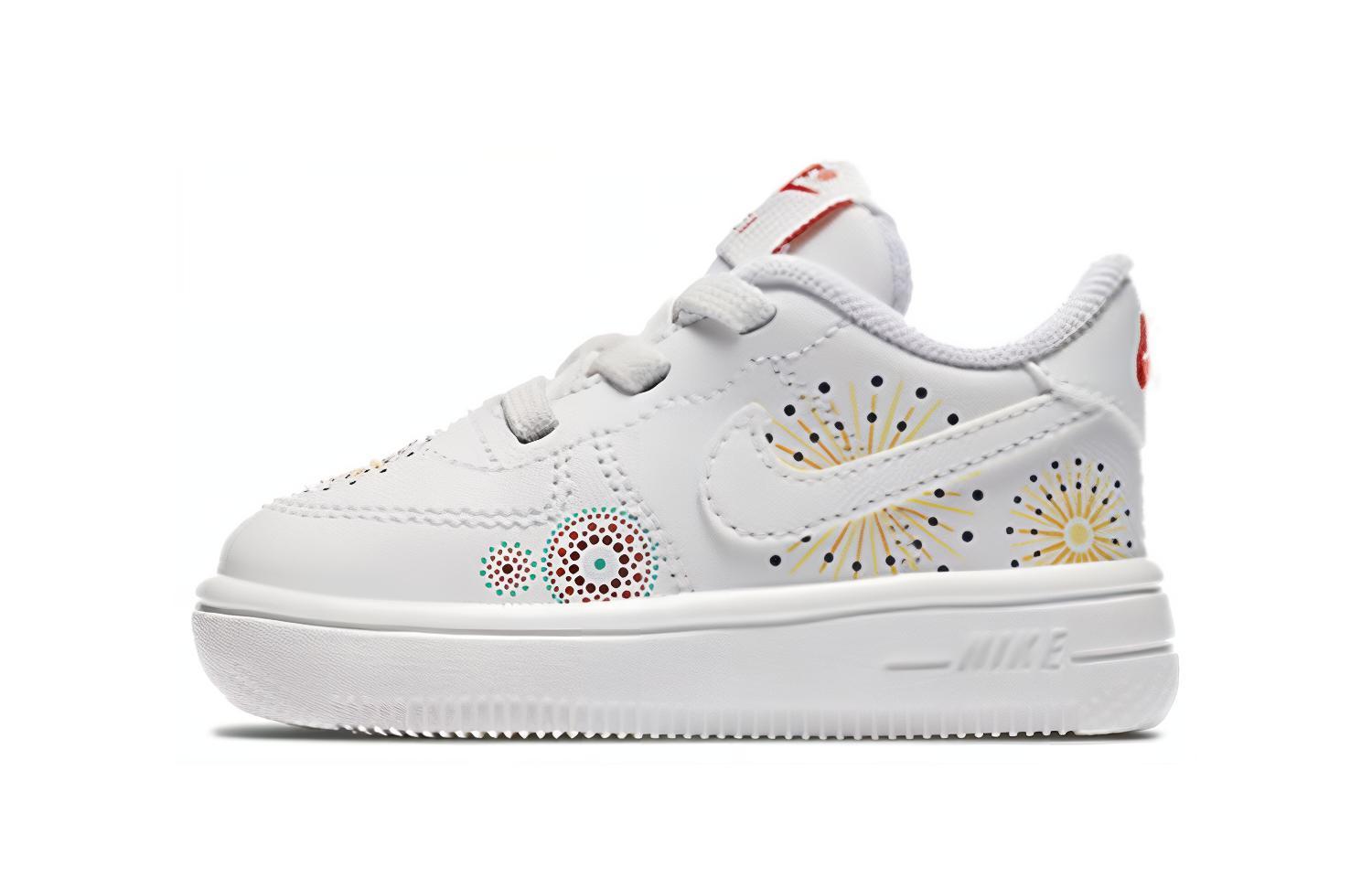 Кеды Nike Nike Air Force 1 18 QS (белые)