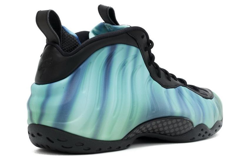 Унисекс кроссовки Nike Foamposite One Northern Lights (зелено-черные) — фото 4