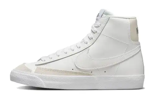 Nike Blazer Mid 77 Mid top Skateboard Shoes Ecru Unisex