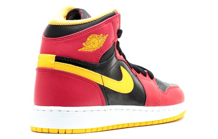 Кеды Jordan Air Jordan 1 Retro High OG Highlight Film GS (черно-красные) — фото 4