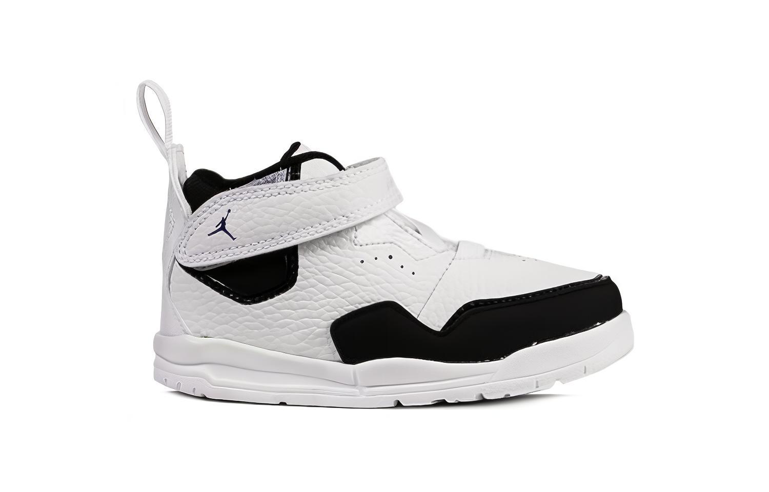 Детские кроссовки Jordan Courtside 23 (белый / черный) — Белый / чёрный — фото 3