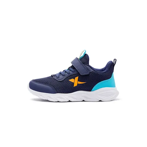 Xtep synthetic leather fabric casual daily simple basic physical examination low-top running shoes Lanjue teenagers