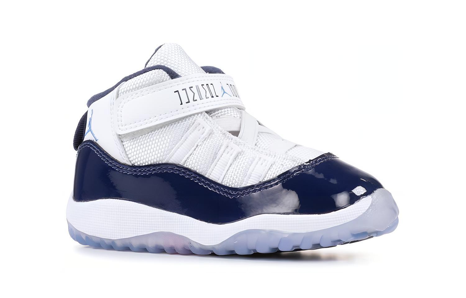 Детские кроссовки Jordan Air Jordan 11 Retro "UNC Win Like 82" (бело-синий) — Белый / синий — фото 4