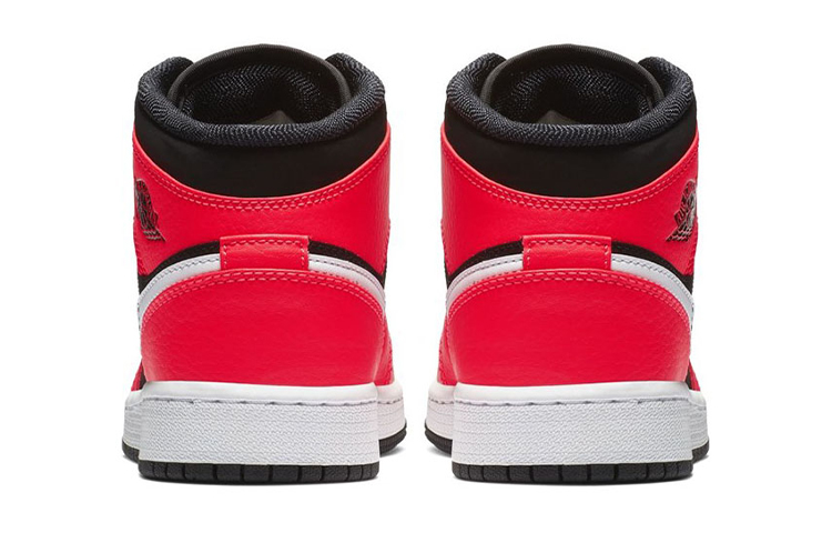 Кроссовки Jordan JordanAir Jordan 1 Mid GS (черно-бело-красные) — 红外线 — фото 6