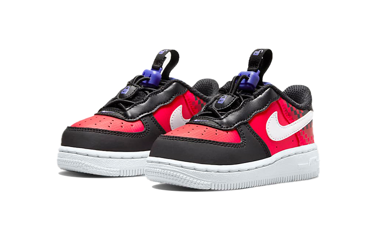 Кеды Nike Air Force 1 Toggle SE (черно-красные) — фото 5